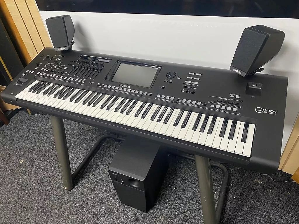 Yamaha Genos 76 Keyboard
