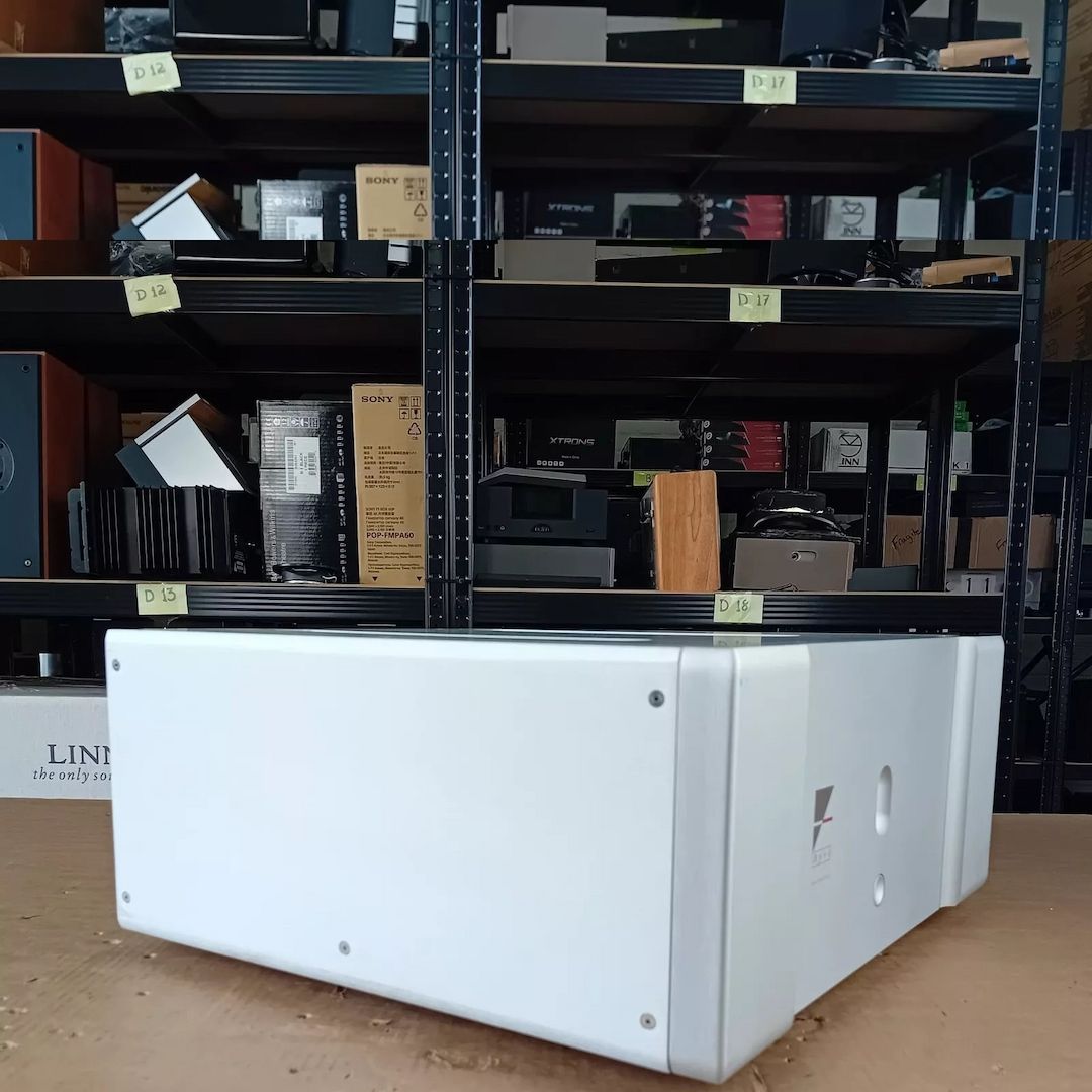 Ayre Evolution V-5 Endstufe