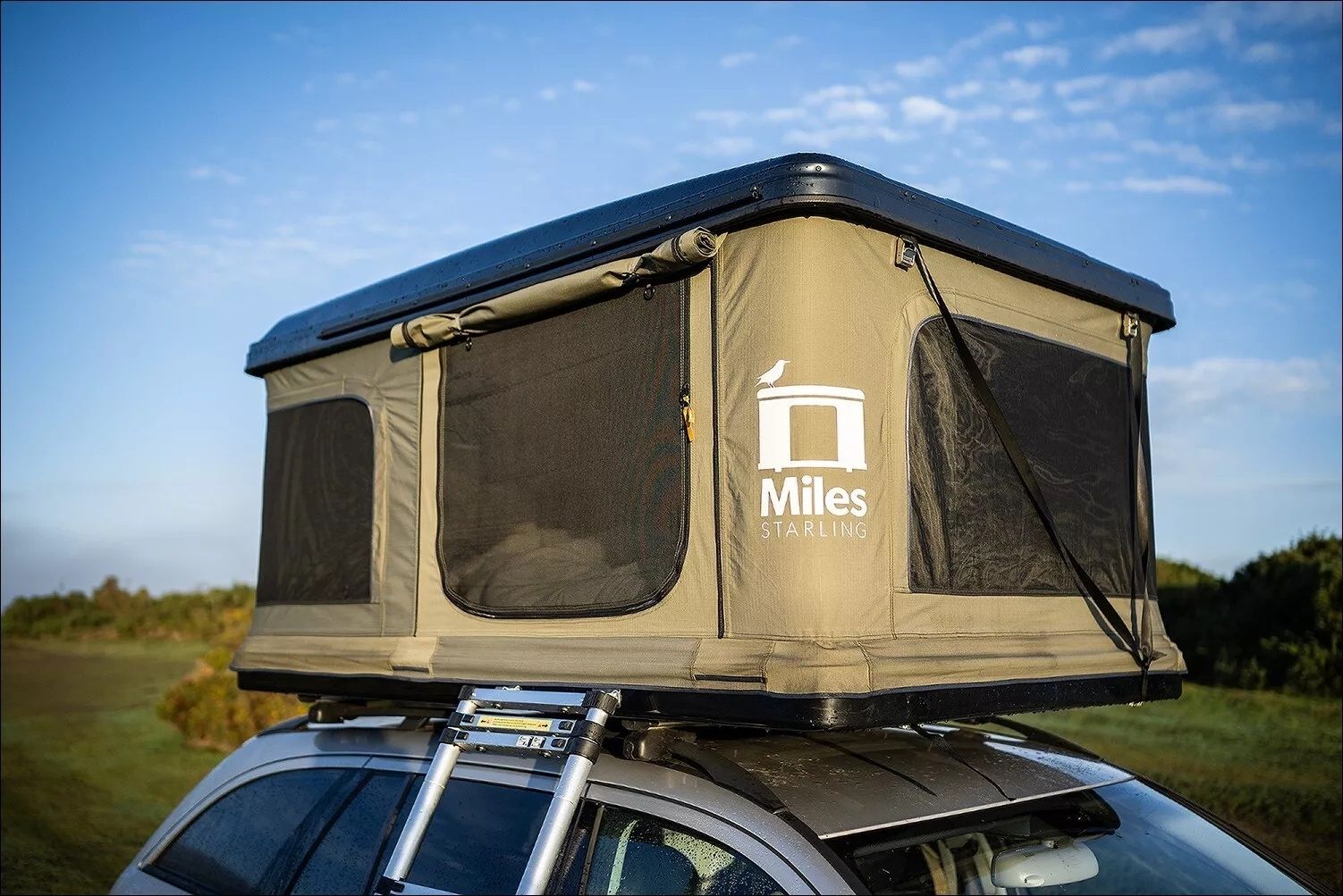 Hartschalen Dachzelt Femkes Miles Starling 140 grün