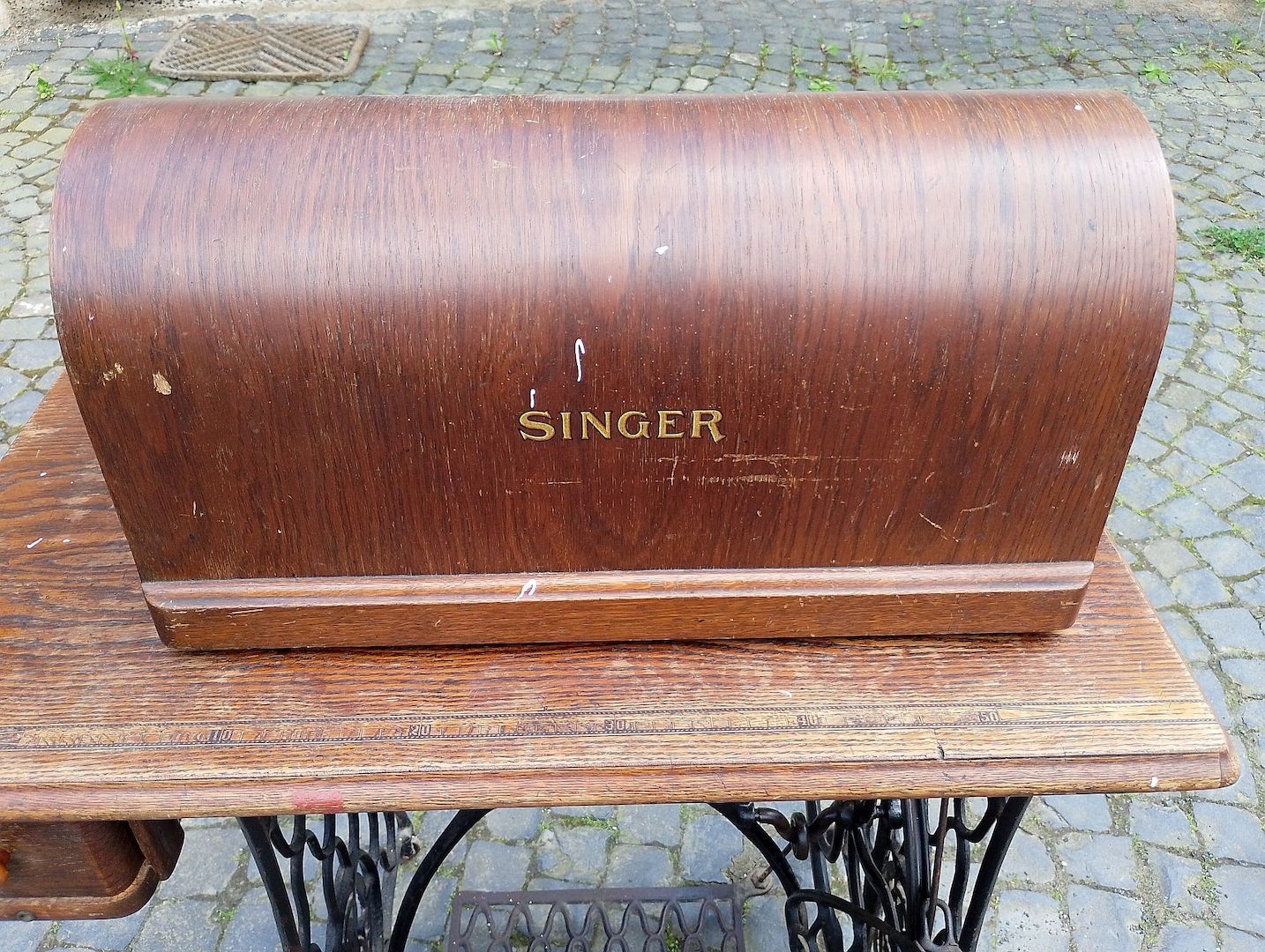 Alte SINGER Nähmaschine