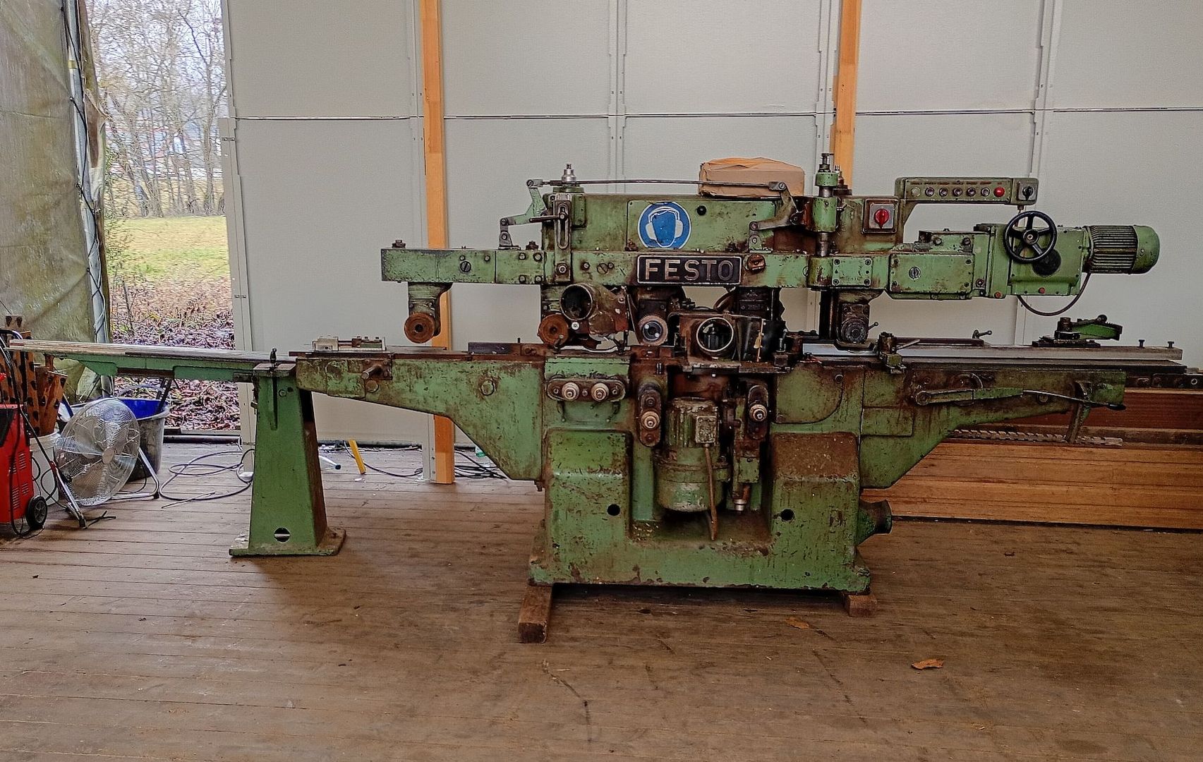 4 Seiten Hobelmaschine von FESTO