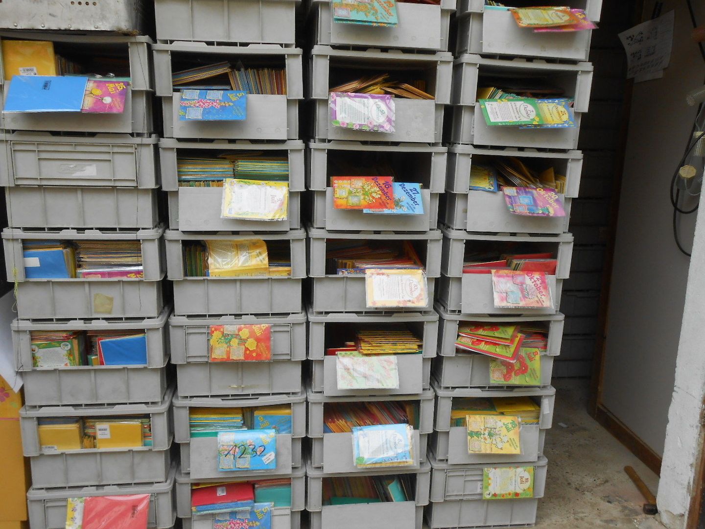 350000 Glückwunschkarten Geburtstagskarten Stapelbox Konkursware Restposten