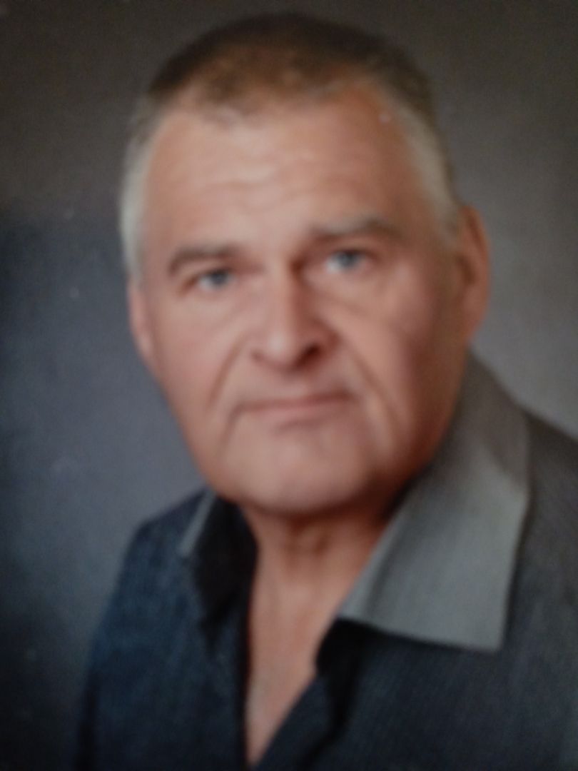 Er verwöhnt Frau (Frauen) Privat, Diskret! Ausländische & Bi Frauen Wohnen & Heirat möglich