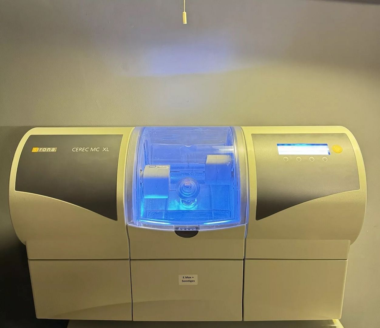 Sirona CEREC AC Omnicam + MCXL Schleifeinheit