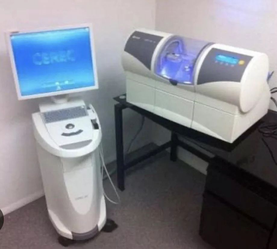 Sirona CEREC AC Omnicam + MCXL Schleifeinheit