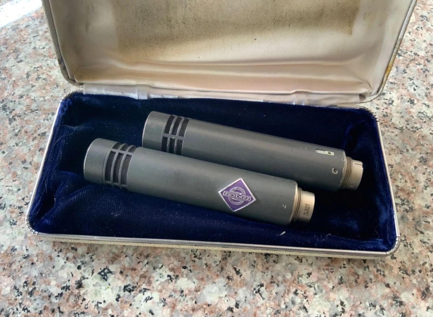 2 X Neumann KM 84 Kondensator Mikrofone