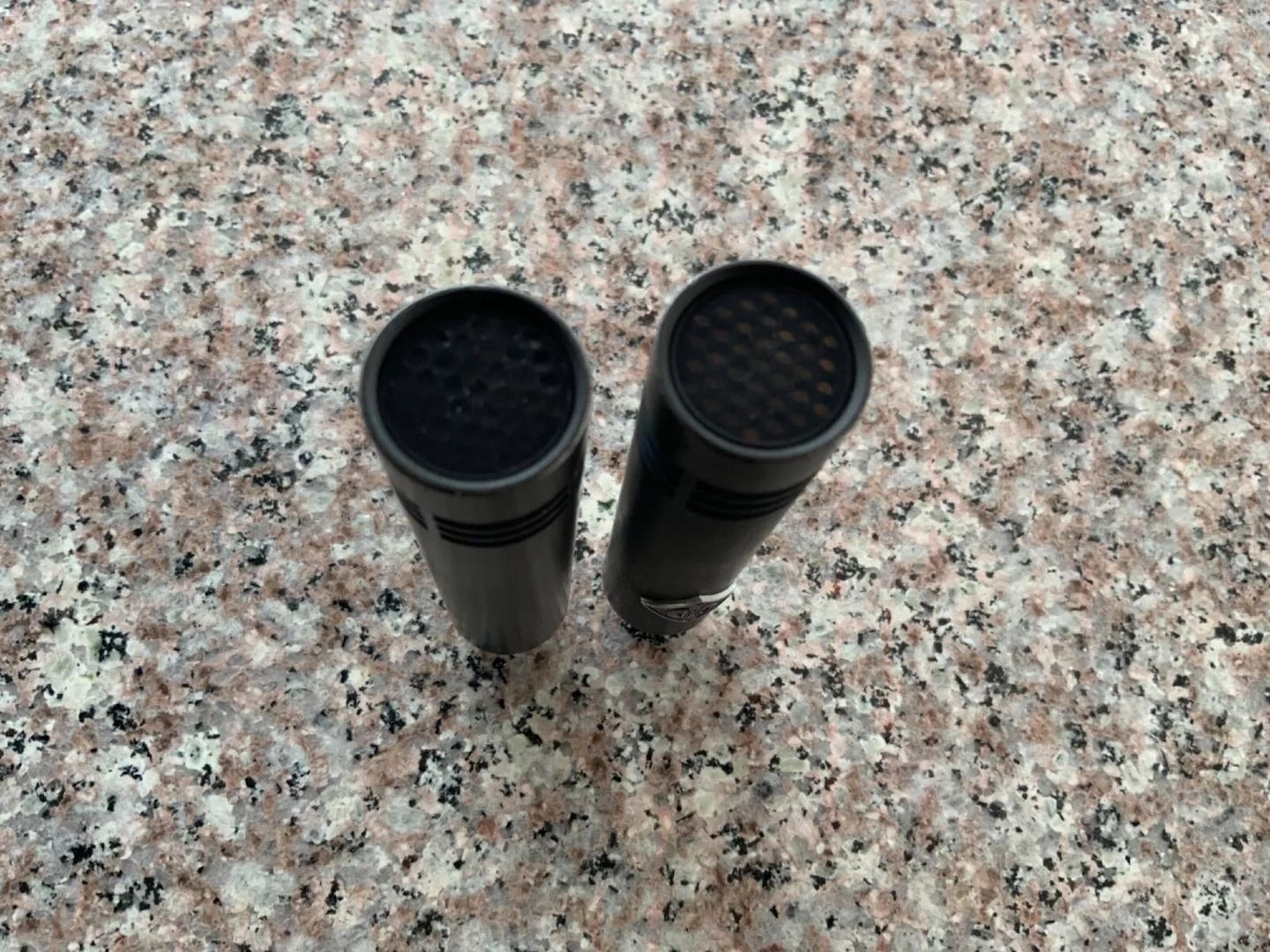 2 X Neumann KM 84 Kondensator Mikrofone
