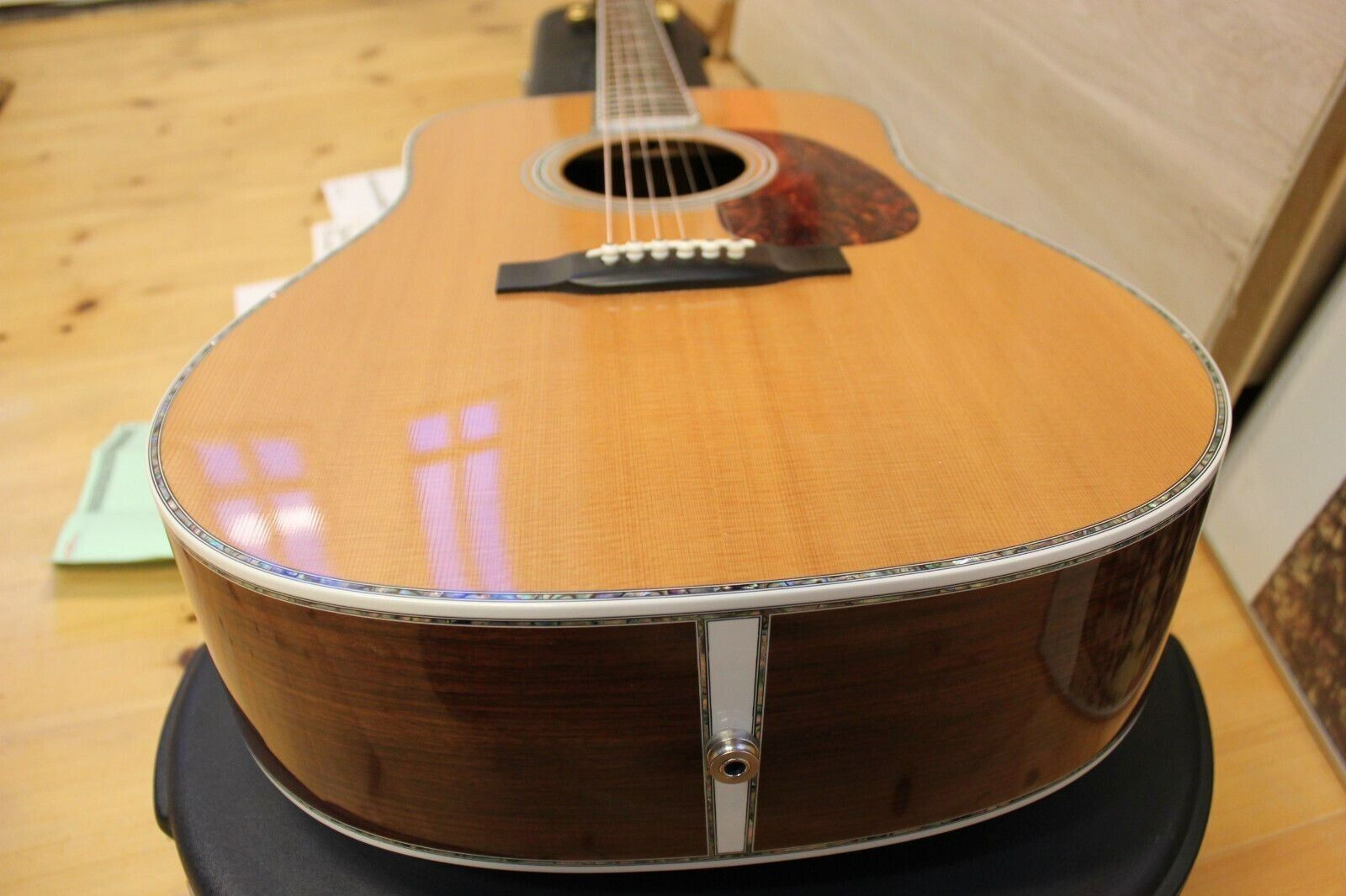 Martin D45 Millennium Edition 24 Jahre alt neuwertig Akustikgitarre