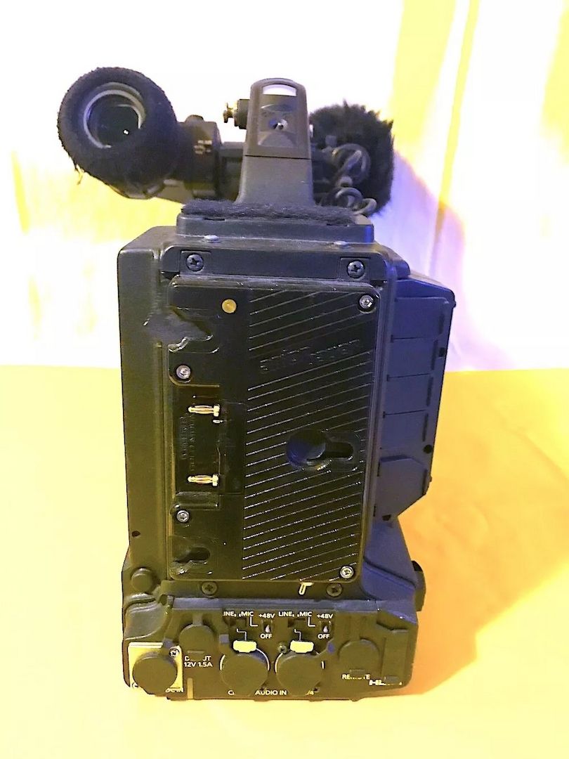 Panasonic AG-HPX600 + color Viewfinder AG-CVF15G