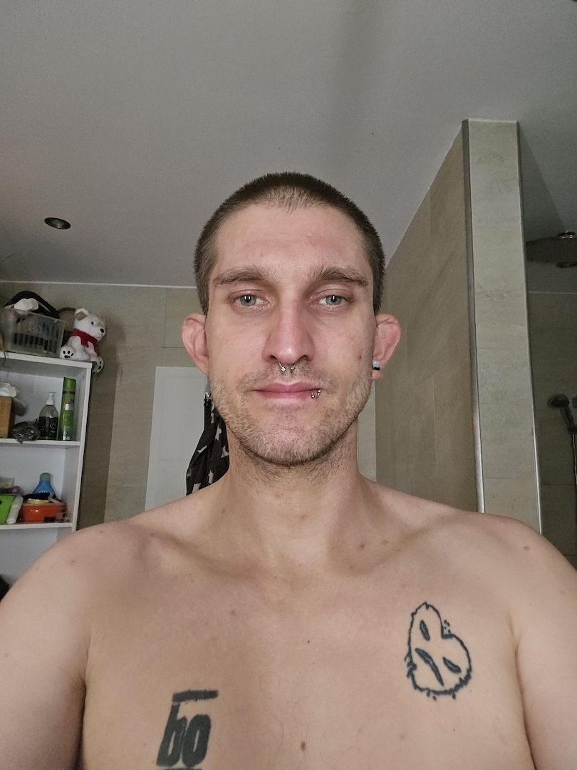 Hi ich mann mitte 30 suche eine frau