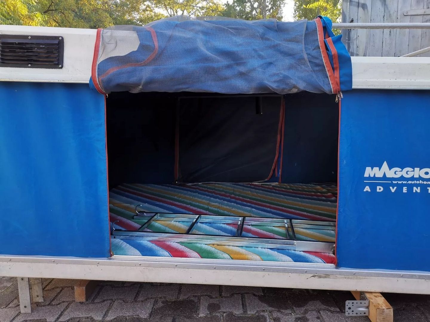 Maggiolina Adventure Large Hartschalen Dachzelt