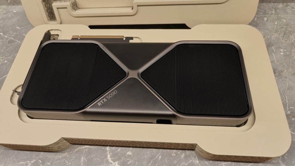 GeForce RTX 5090, RTX 5080, RTX 5070 Ti, RTX 5070, RTX 4090, RTX 4080 Super,  RTX 4080, RTX 4070 Ti