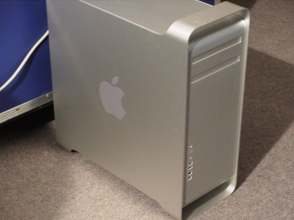 Apple Mac Pro Quad 2,26Ghz 64Gb RAM 8 CORE 8000GB 8TB
