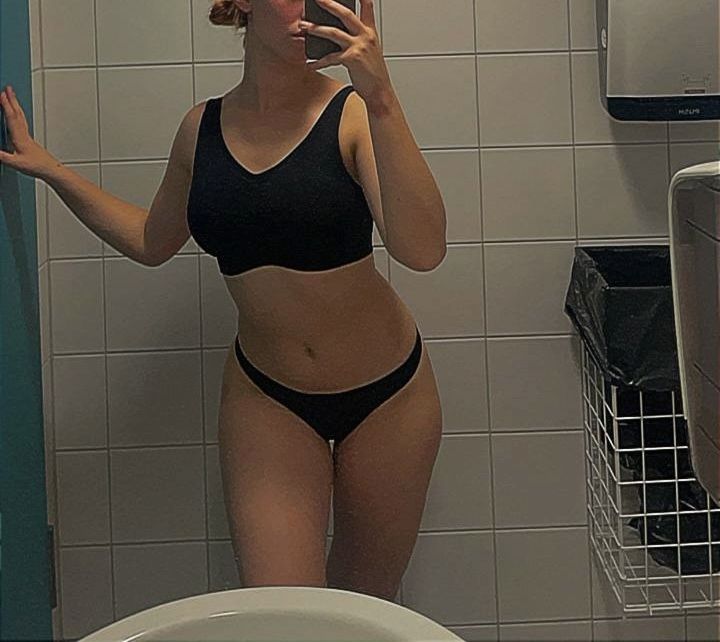 Sexy 19J sucht Sexdate