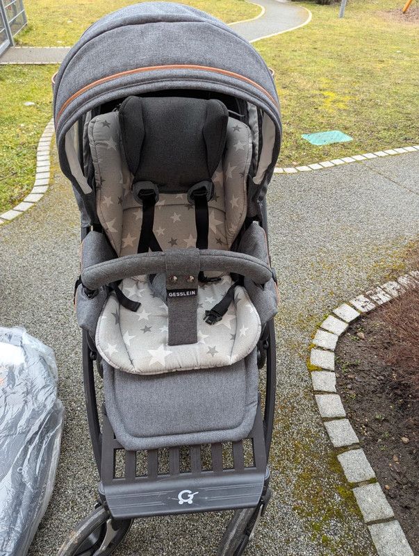 Kinderwagen + Autoschale