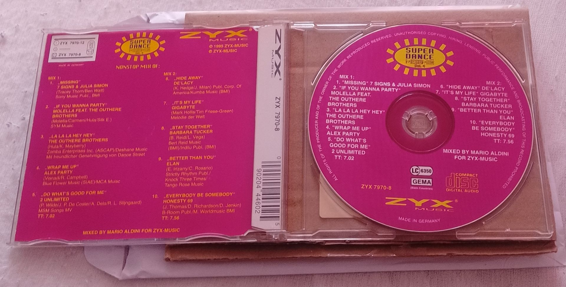 Super Dance Megamix Vol. 4 / CD