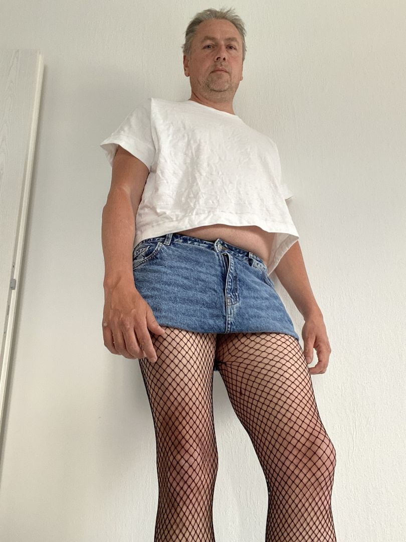 Sexsklave sucht  heute alles gratis  Sexsklave sucht  heute alles gratis