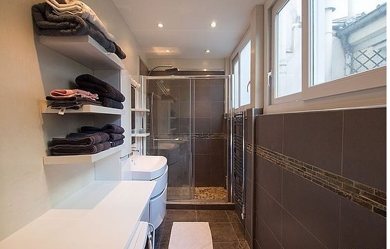 3-Zimmer-Wohnung auf 61 m² mit Einbauschränken (22083 Hamburg) 3-Zimmer-Wohnung auf 61 m² mit Einbauschränken (22083 Hamburg)