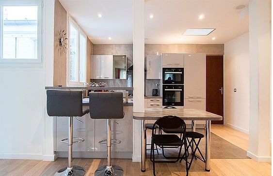 3-Zimmer-Wohnung auf 61 m² mit Einbauschränken (22083 Hamburg) 3-Zimmer-Wohnung auf 61 m² mit Einbauschränken (22083 Hamburg)