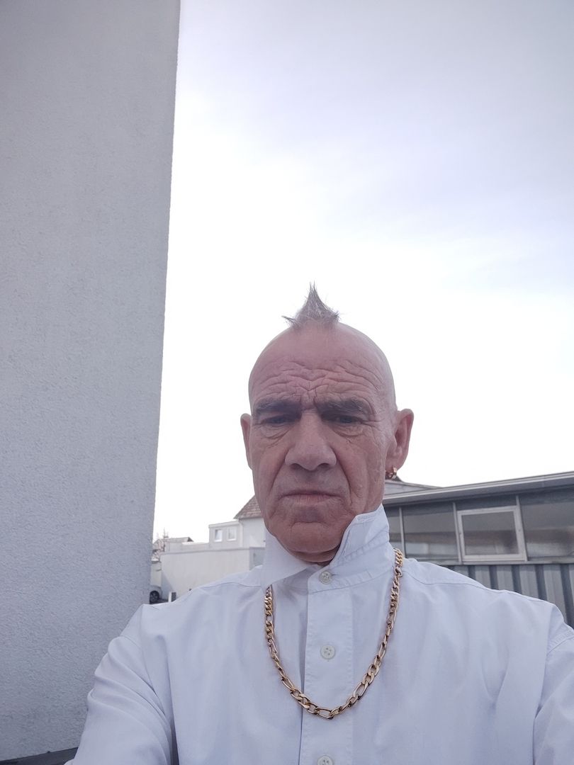 Ich suche Sex mit einer Frau🤪💋