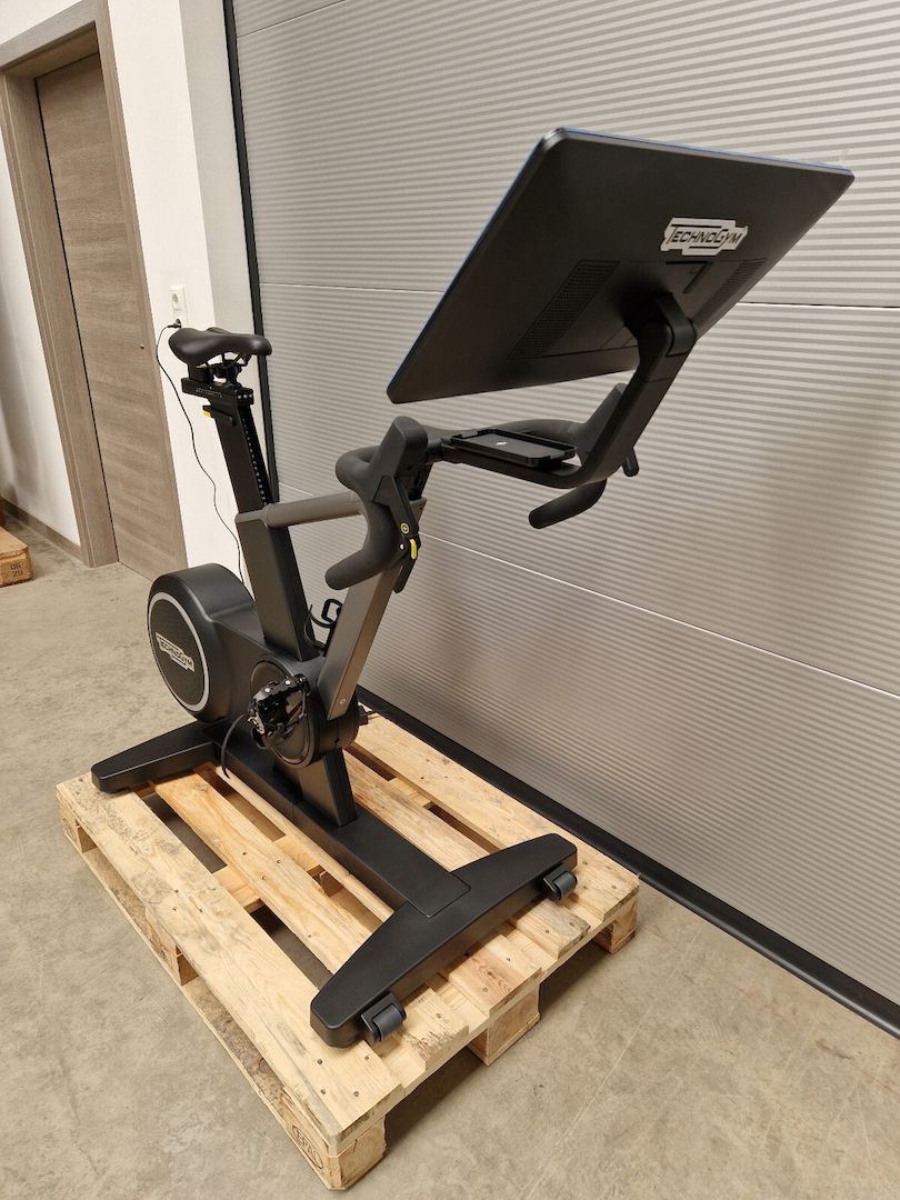 TechnoGym Ride Profi Bike Gym