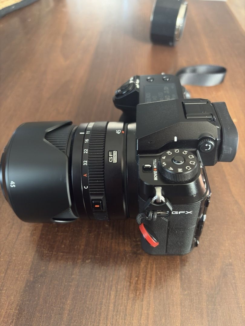 Fujifilm GFX 100s Spiegellose Systemkamera