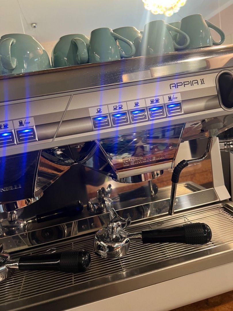 Siebträgermaschine Nuova Simonelli Appia 2 Siebträgermaschine Nuova Simonelli Appia 2
