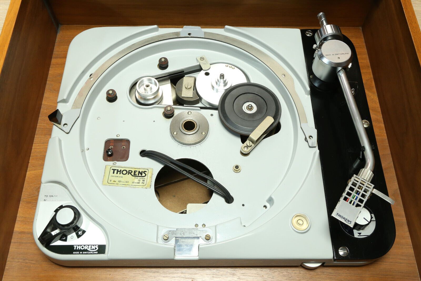 Thorens TD 124 MK II Plattenspieler im Case