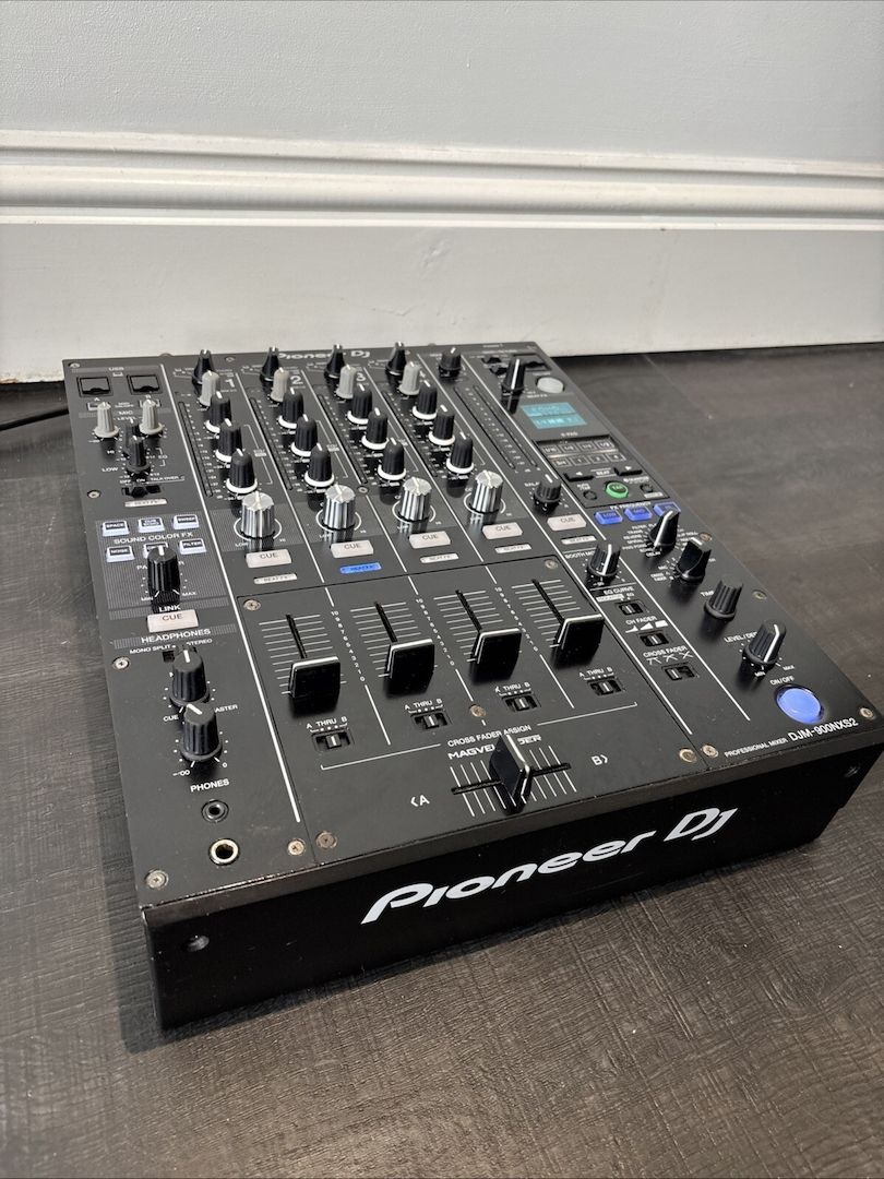 Pioneer DJM 900 Nxs2 Nexus 2 - 4 Kanal DJ Mixer-