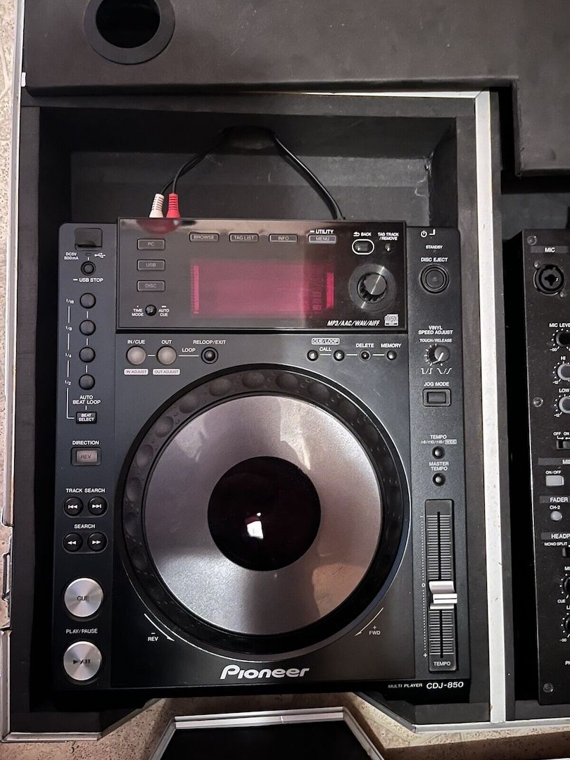 Pioneer DJ Equipment Set CDJ-850-K & DJM-750-K mit Flightcase