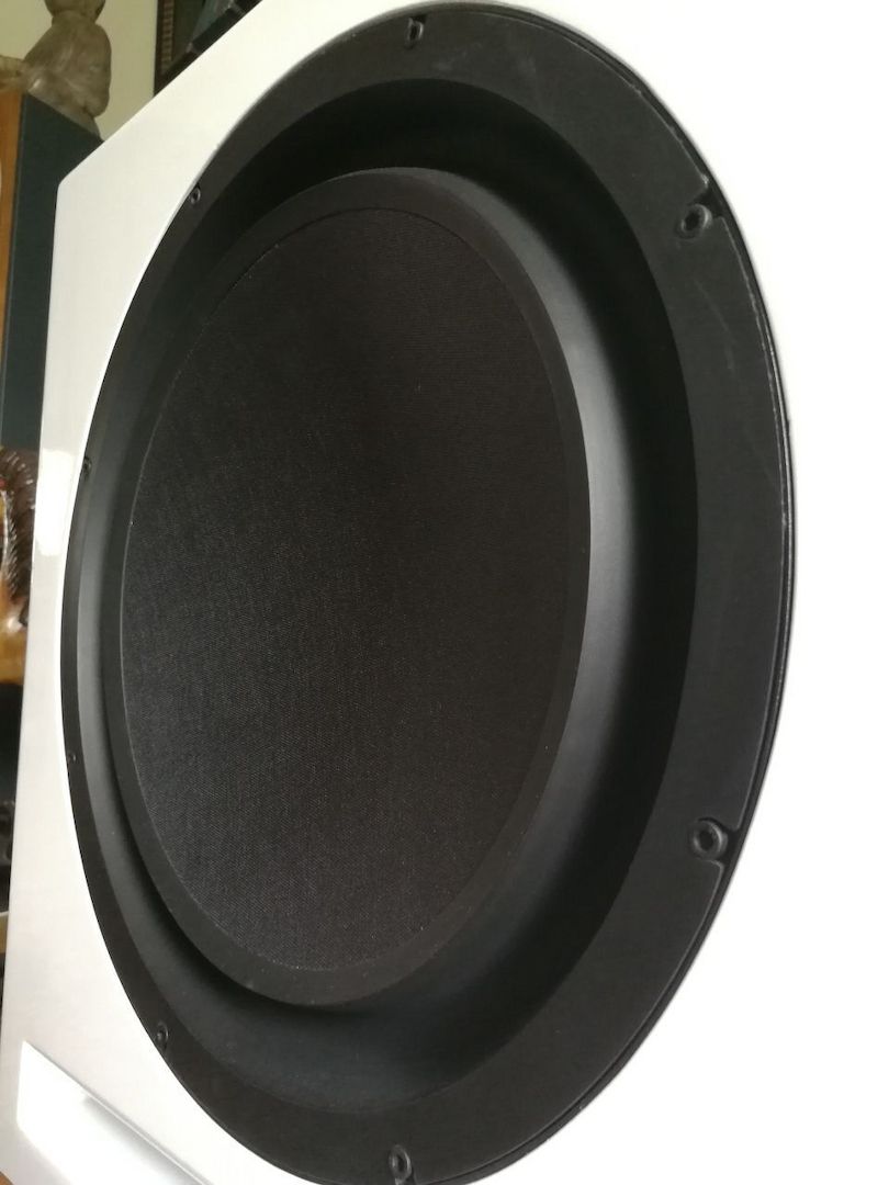 15 Zoll Subwoofer (380 mm) – passiv – Bassreflex