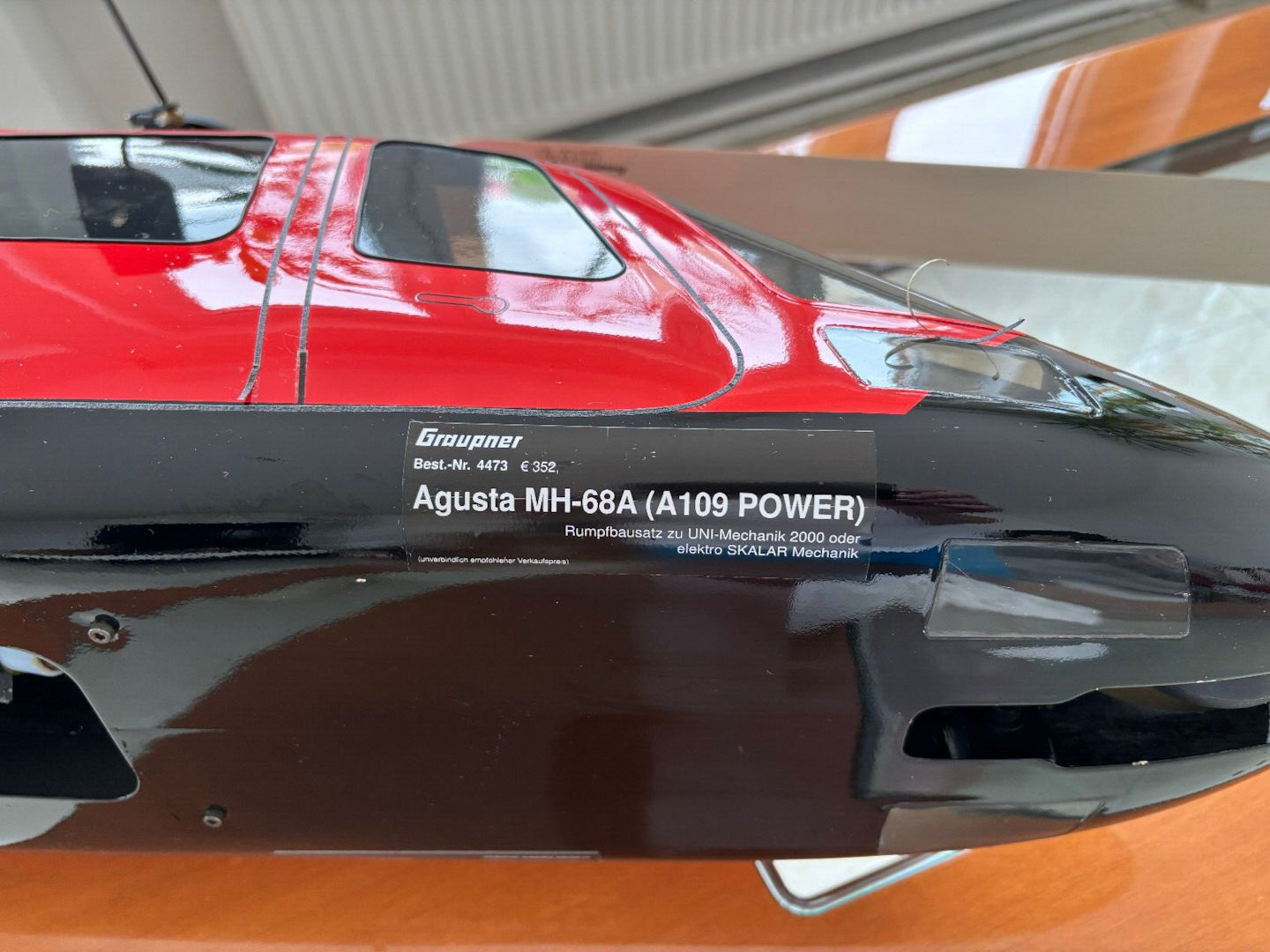 Graupner AGUSTA MH-68 A