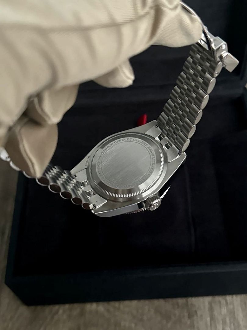 Schöne TUDOR Black Bay Monochrome zu verkaufen