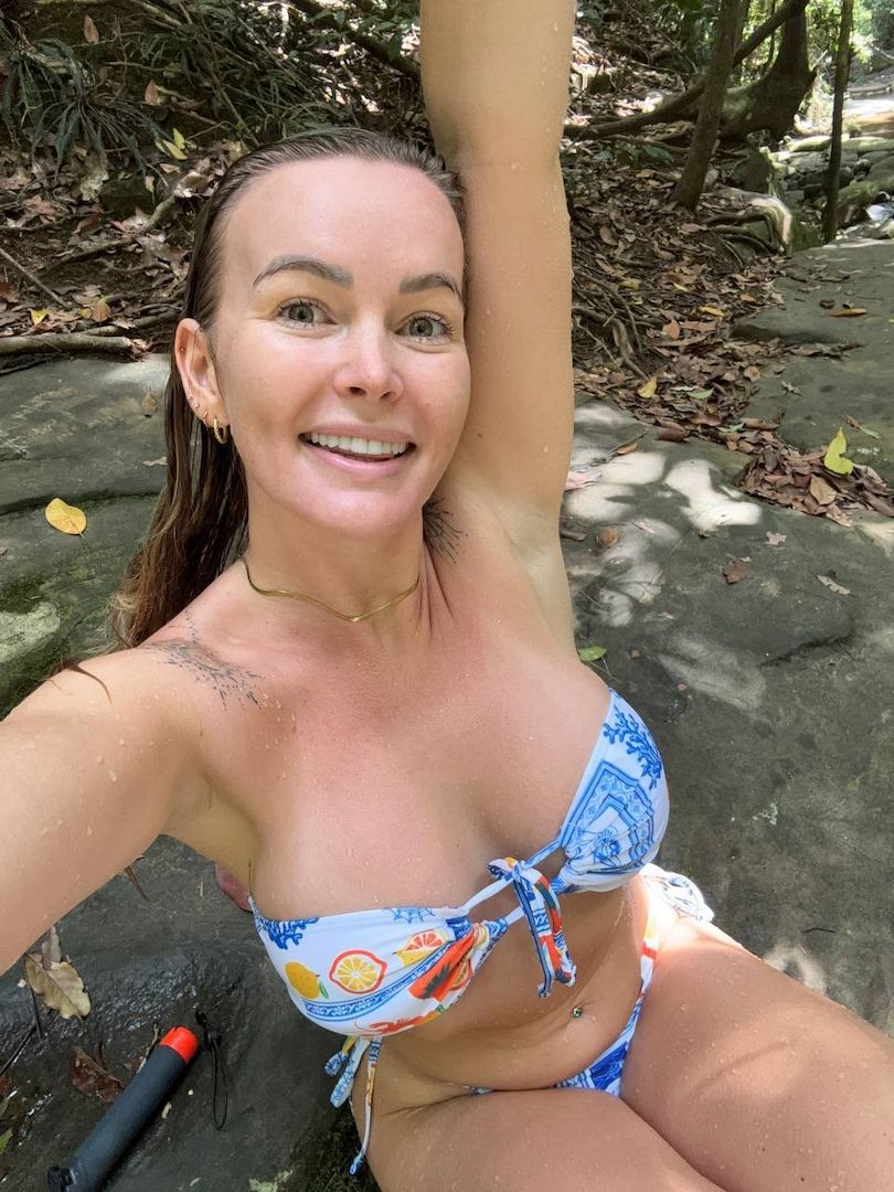 Reife Frau für Sex und Massage verfügbar