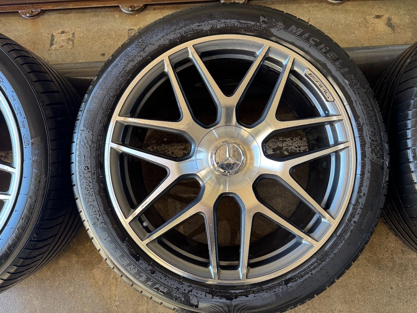 22 Zoll original AMG Kreuzspeiche Felgen Räder