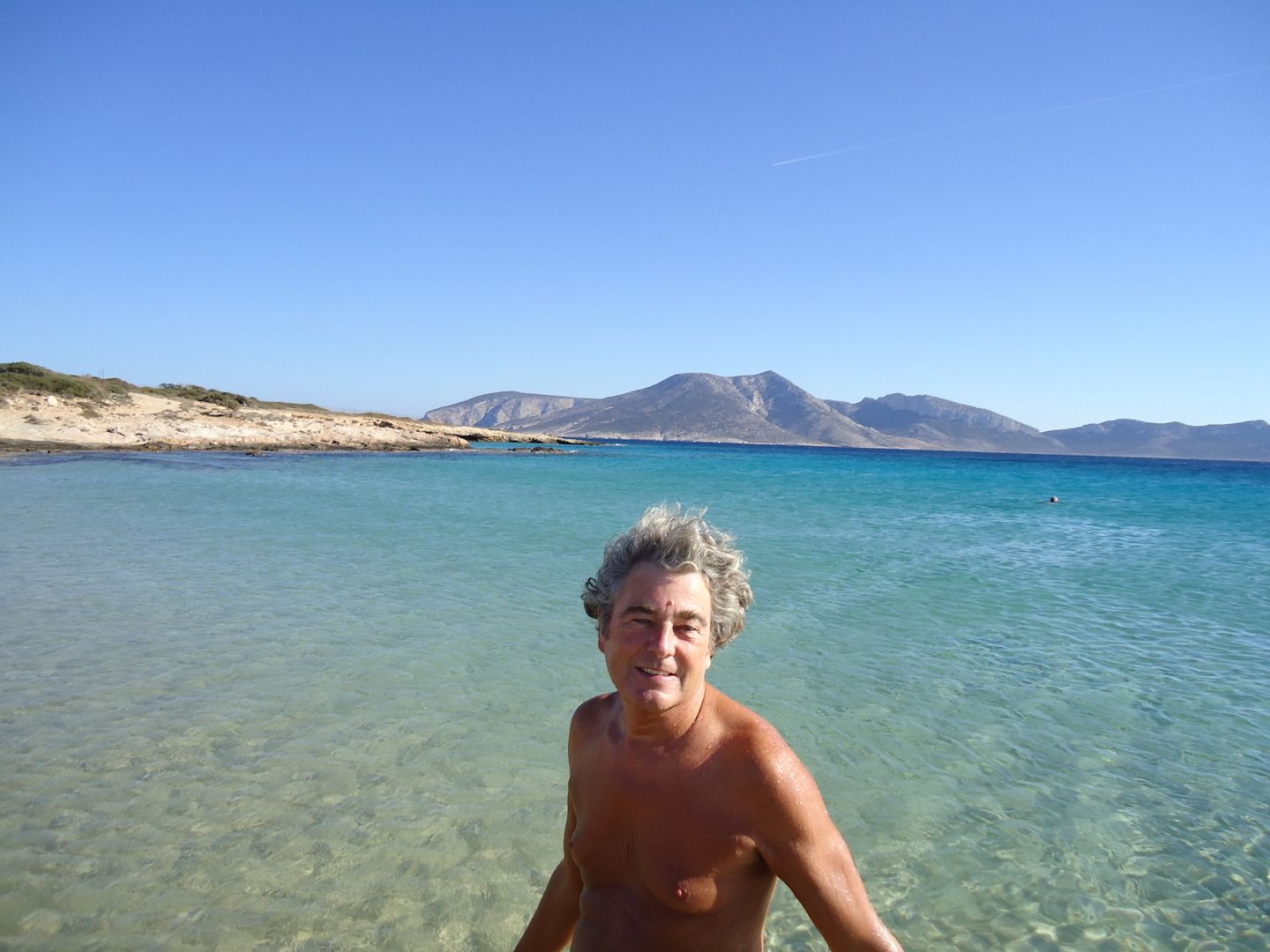 Junge Sie (ab 18) für FKK-Urlaub gesucht