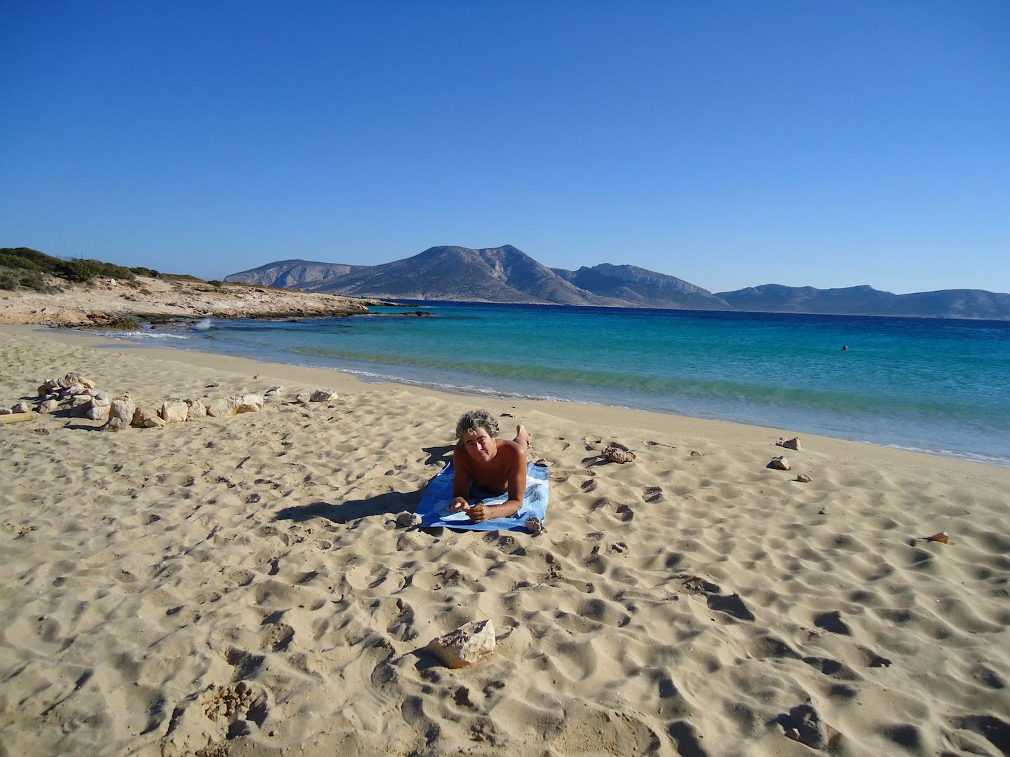 Junge Sie (ab 18) für FKK-Urlaub gesucht