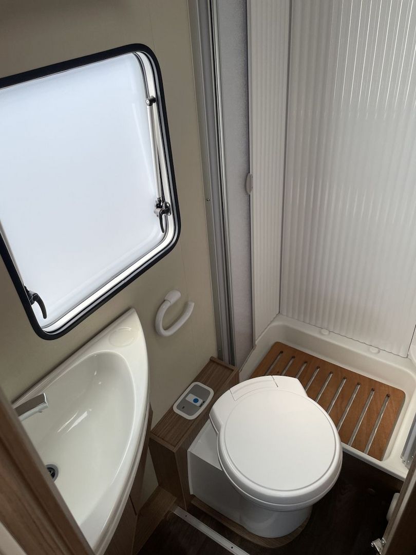 Wohnmobil Carado T348, Baujahr 2018