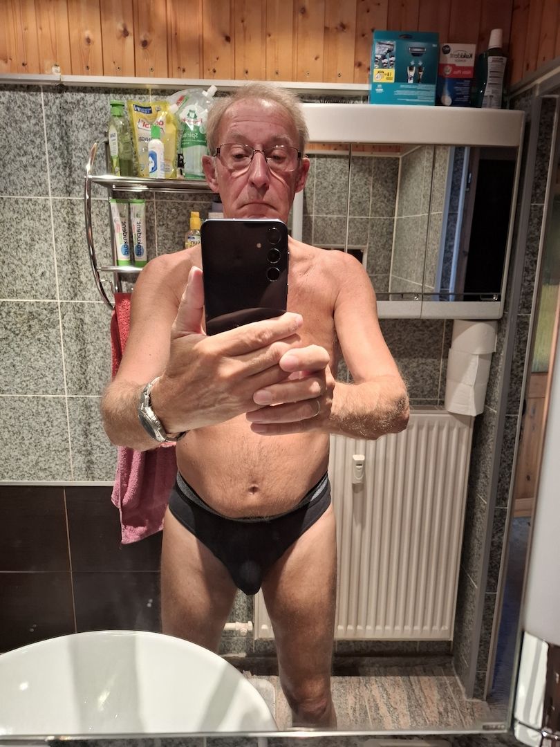 Wer nicht Ü 50 sucht erotische  Massage