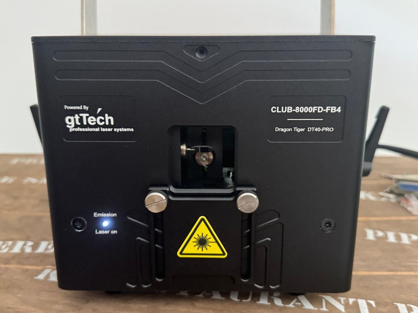 8W Club-8000FD FB4 RGB Showlaser mit Flashback 4 Interface u. Pangolin QuickShow