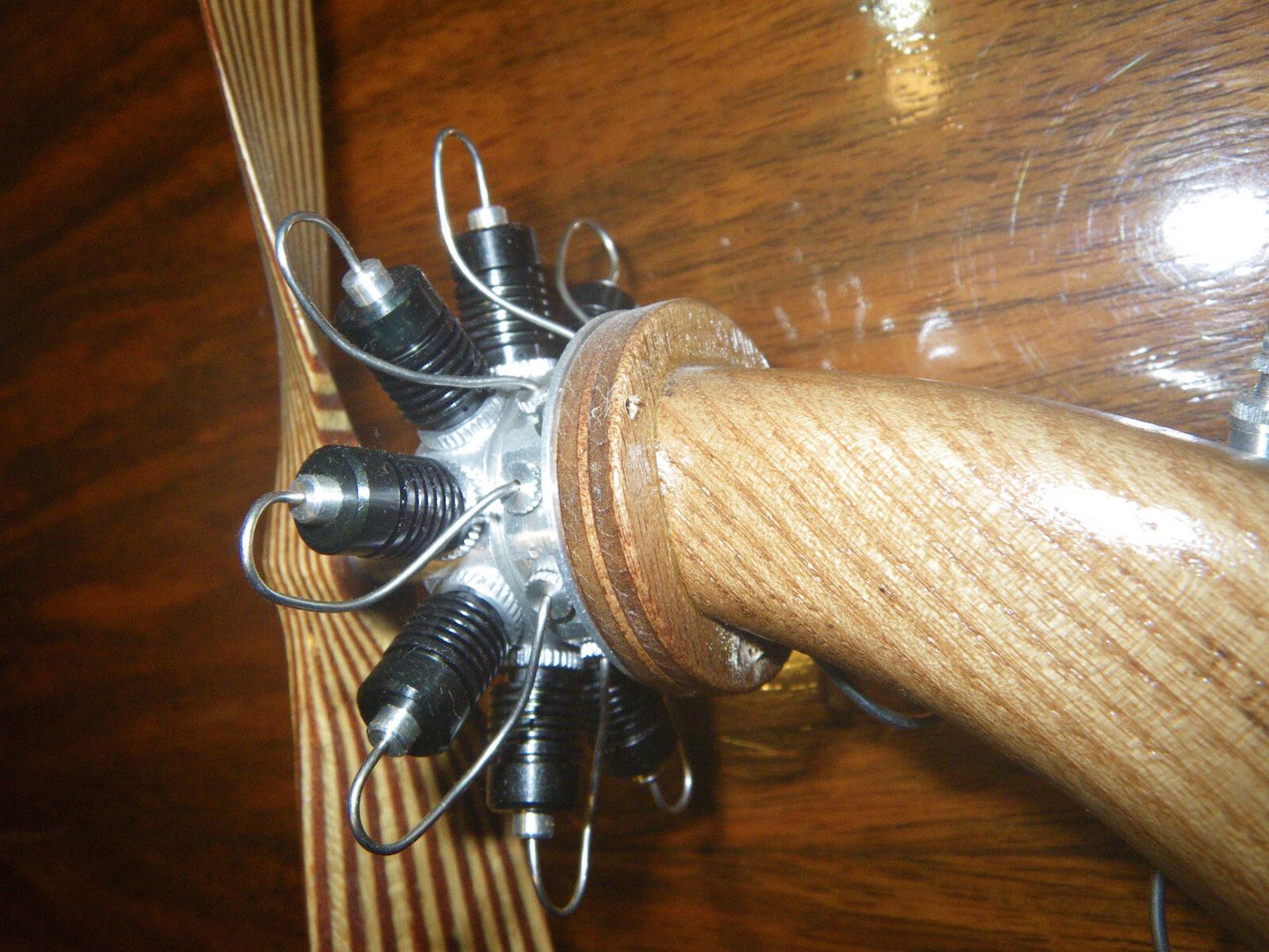 Gasparin G-MOT G24N 9Zylinder Co2 Sternmotor