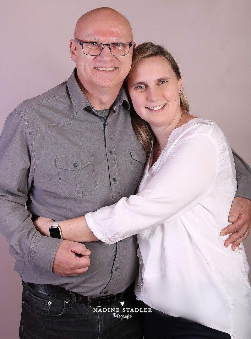 Familienfoto Familienfotografie Portraitfoto Fotostudio Fotoshooting Wuppertal Fotograf Familienfoto Familienfotografie Portraitfoto Fotostudio Fotoshooting Wuppertal Fotograf