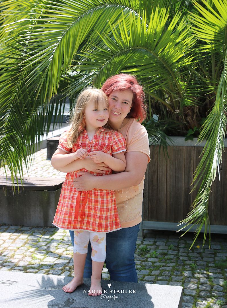 Familienfoto Familienfotografie Portraitfoto Fotostudio Fotoshooting Wuppertal Fotograf Familienfoto Familienfotografie Portraitfoto Fotostudio Fotoshooting Wuppertal Fotograf