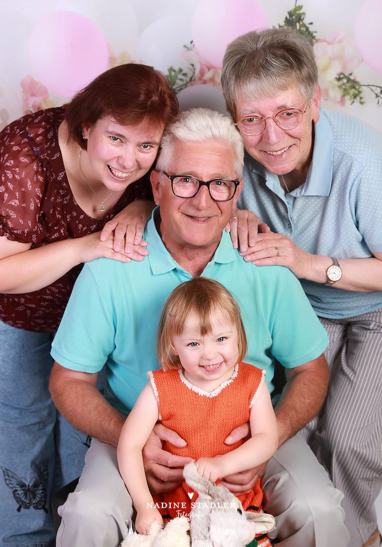 Familienfoto Familienfotografie Portraitfoto Fotostudio Fotoshooting Wuppertal Fotograf Familienfoto Familienfotografie Portraitfoto Fotostudio Fotoshooting Wuppertal Fotograf