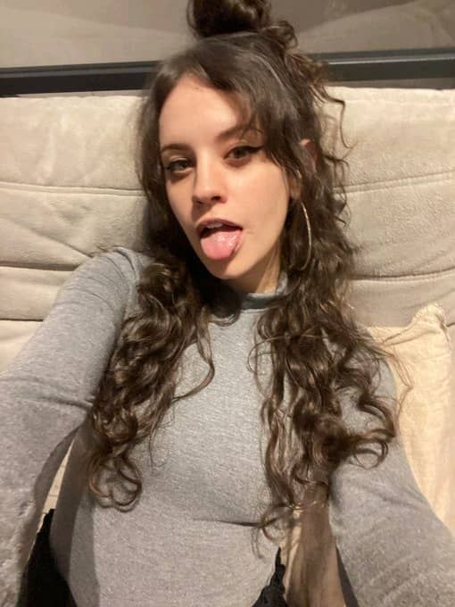 Sexy Frau verfügbar für Sex- und Massage-Begegnungen