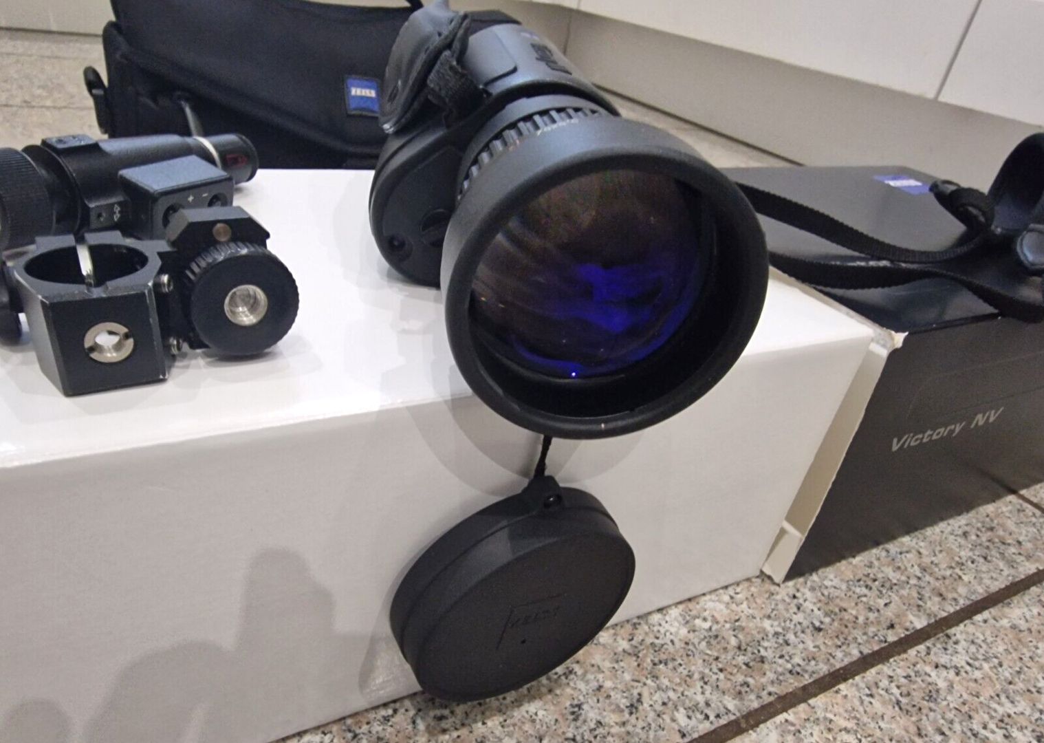 Nachtsichtgerät ZEISS Victory NV Night Vision 5.6x62 T