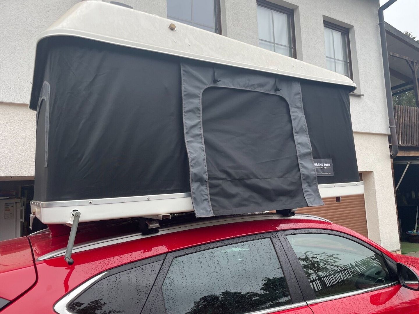 Dachzelt Maggiolina Grandtour360Gr.M + Solar200Wp + 100AhLithiumAkku