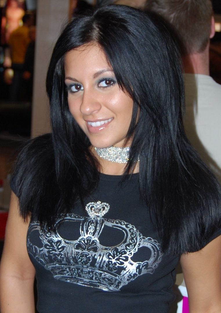 Ehrliche, liebevolle Frau sucht eine dauerhafte Beziehung