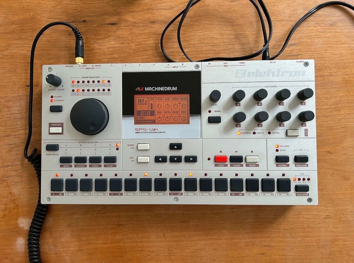 Elektron Machinedrum SPS-1UW+ MKII + TM1 Midi-Schnittstelle