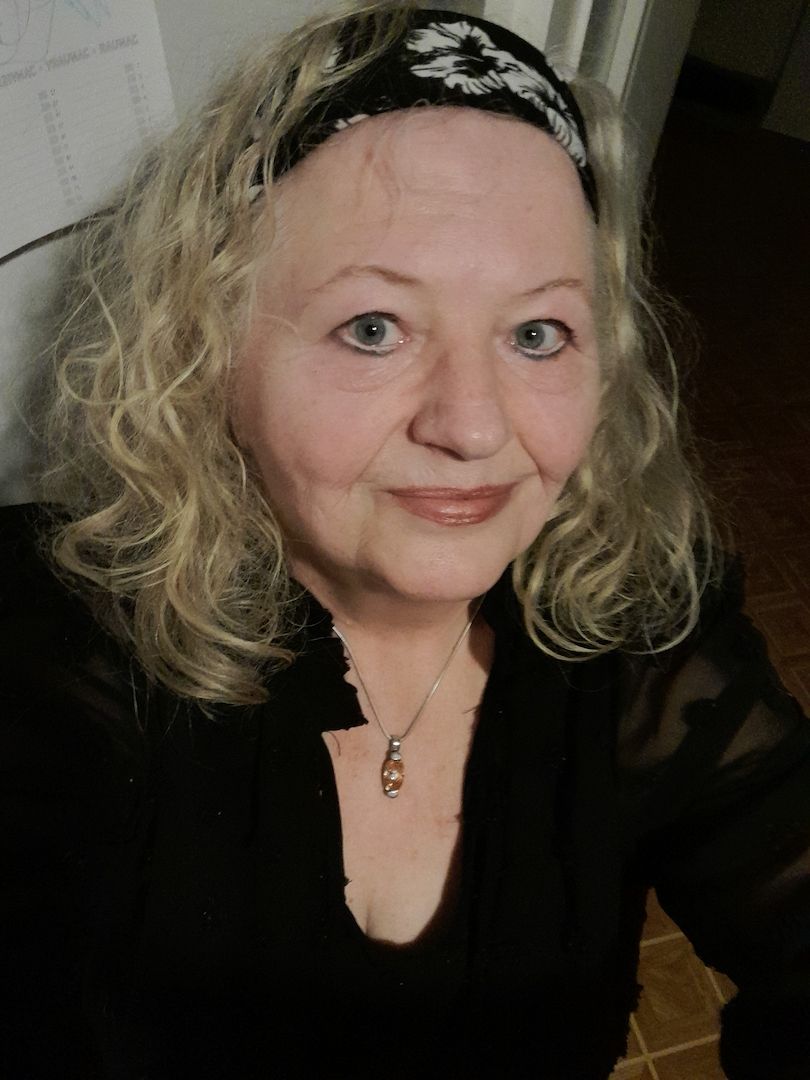 Karmische Liebe *Energetische Heilerin *Medium und *Coach